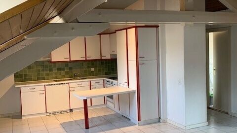 Appartement de 3 pièces lumineux dans les combles