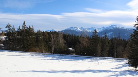 A vendre Magnifique Terrain de 3359m2 dans un quartier idyllique