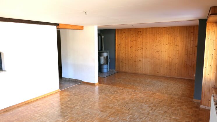 Appartement de 6.5 pièces en duplex au centre de Couvet