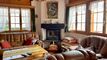 Charming chalet with a splendid view with garage and studio