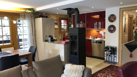 Très joli appartement complètement rénové à Grimentz - 4050