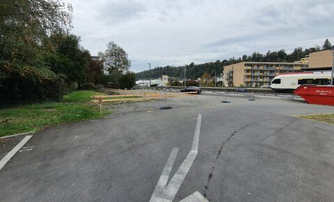 Aussenlagerfläche / Abstellfläche beim Bahnhof Ebikon zu vermieten