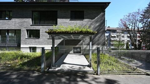 GARAGE MIT LIFTSYSTEM