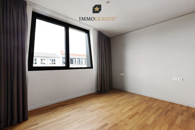 Die Wohnung bietet zwei grosszügige Schlafzimmer mit hochwertigen Minotti Einbauschränken.