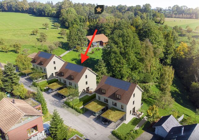 Grundstück mit bestehender bewohnbarer Liegenschaft.