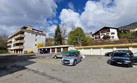 Joined garage CH-2740 Moutier