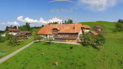 Farmhouse CH-3132 Riggisberg