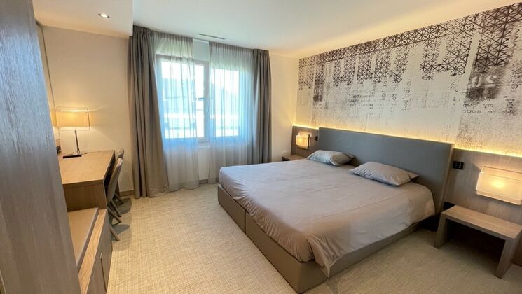 Furnished apartment CH-1025 St-Sulpice VD, Route Cantonale 19