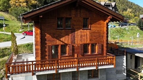 Chalet "Les Tsamphères" de 7 pièces
135 m2 avec balcon et terrasse