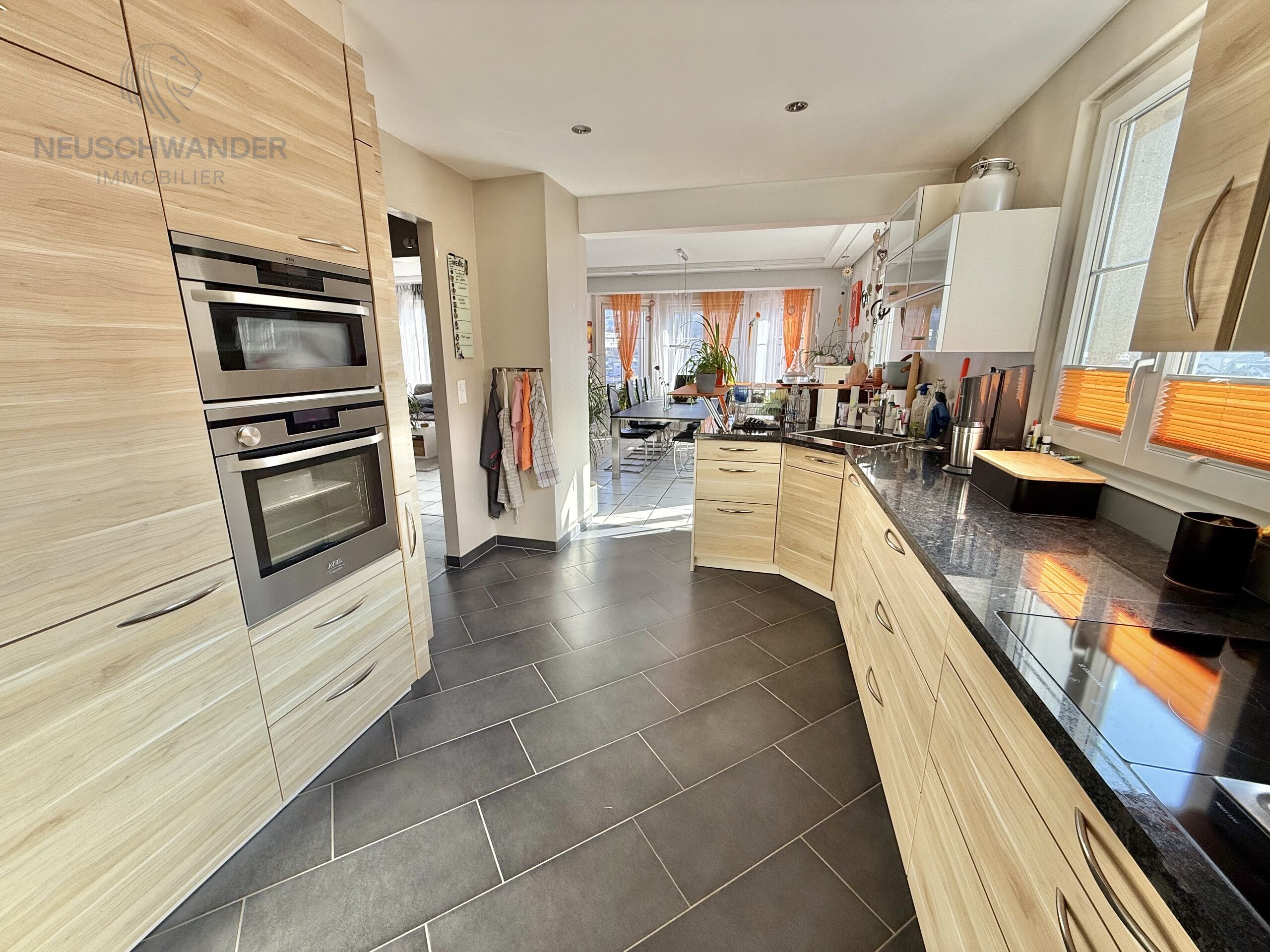 fitted kitchen