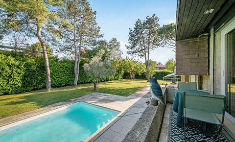 Vandoeuvres: Magnificent detached villa with swimming pool