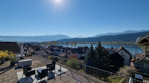 Wohn- und Gewerbeliegenschaft mit Potenzial sowie traumhafter Aussicht