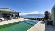 UNIQUE I Villa d’exception avec vue imprenable sur le lac