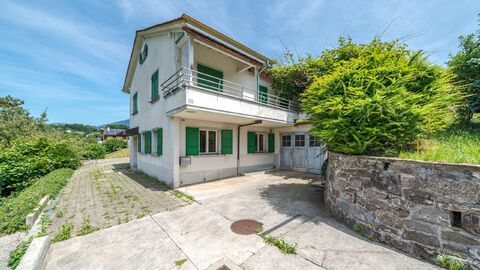 MAISON INDIVIDUELLE À RÉNOVER DANS UN QUARTIER RÉSIDENTIEL DE VEVEY