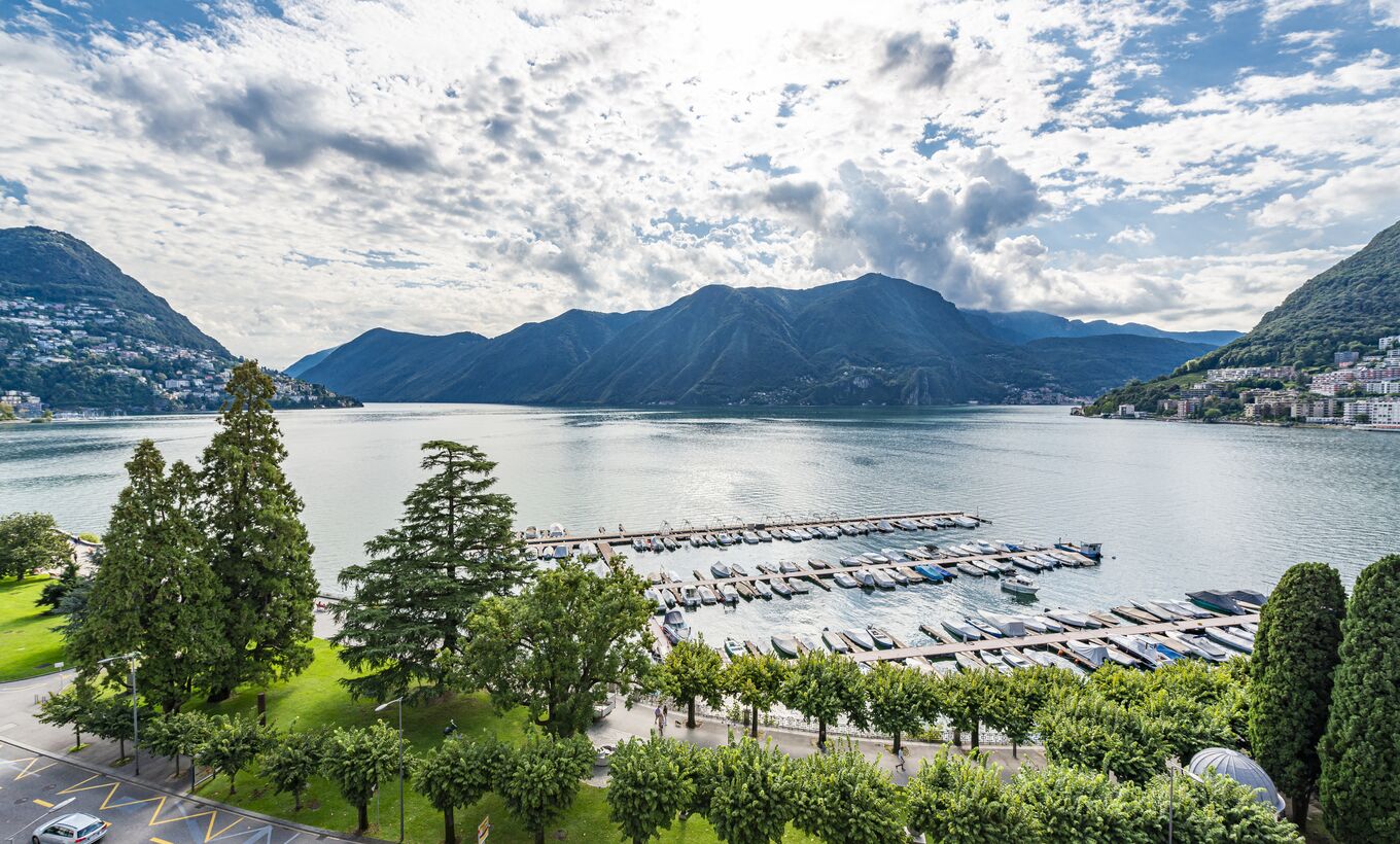 Exklusive Wohnung in der renommierten Central Park Residence