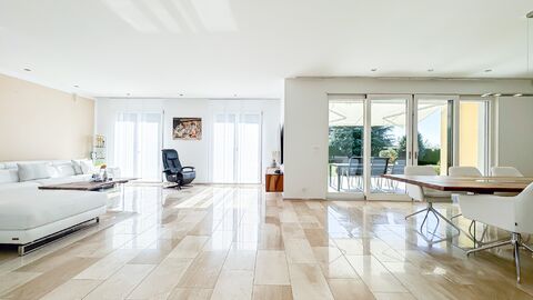 Exklusives Einfamilienhaus mit moderner Architektur & Komfort