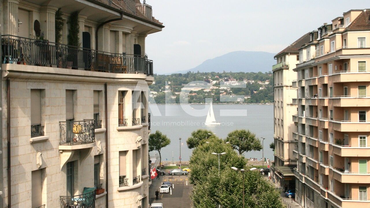 6-room apartment 2 steps from the lake. RIGHT BANK.
