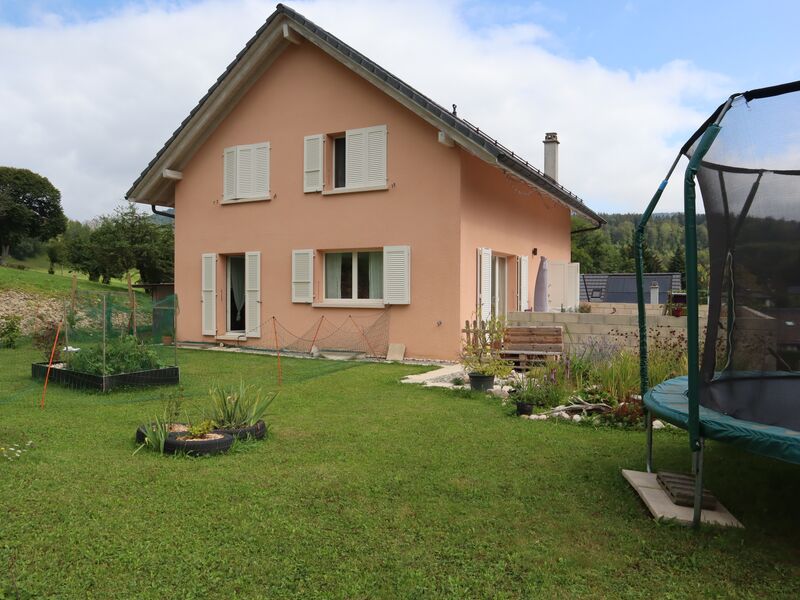 A vendre spacieuse villa de 6.5 pces à Vallorbe dans Nord Vaudois