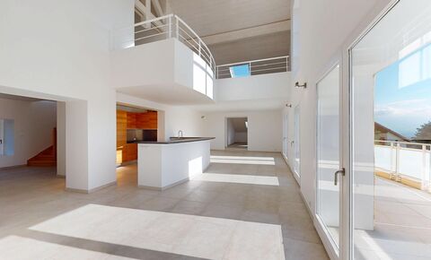 Appartement atypique - Volumes surprenants - Proximité Léman Express