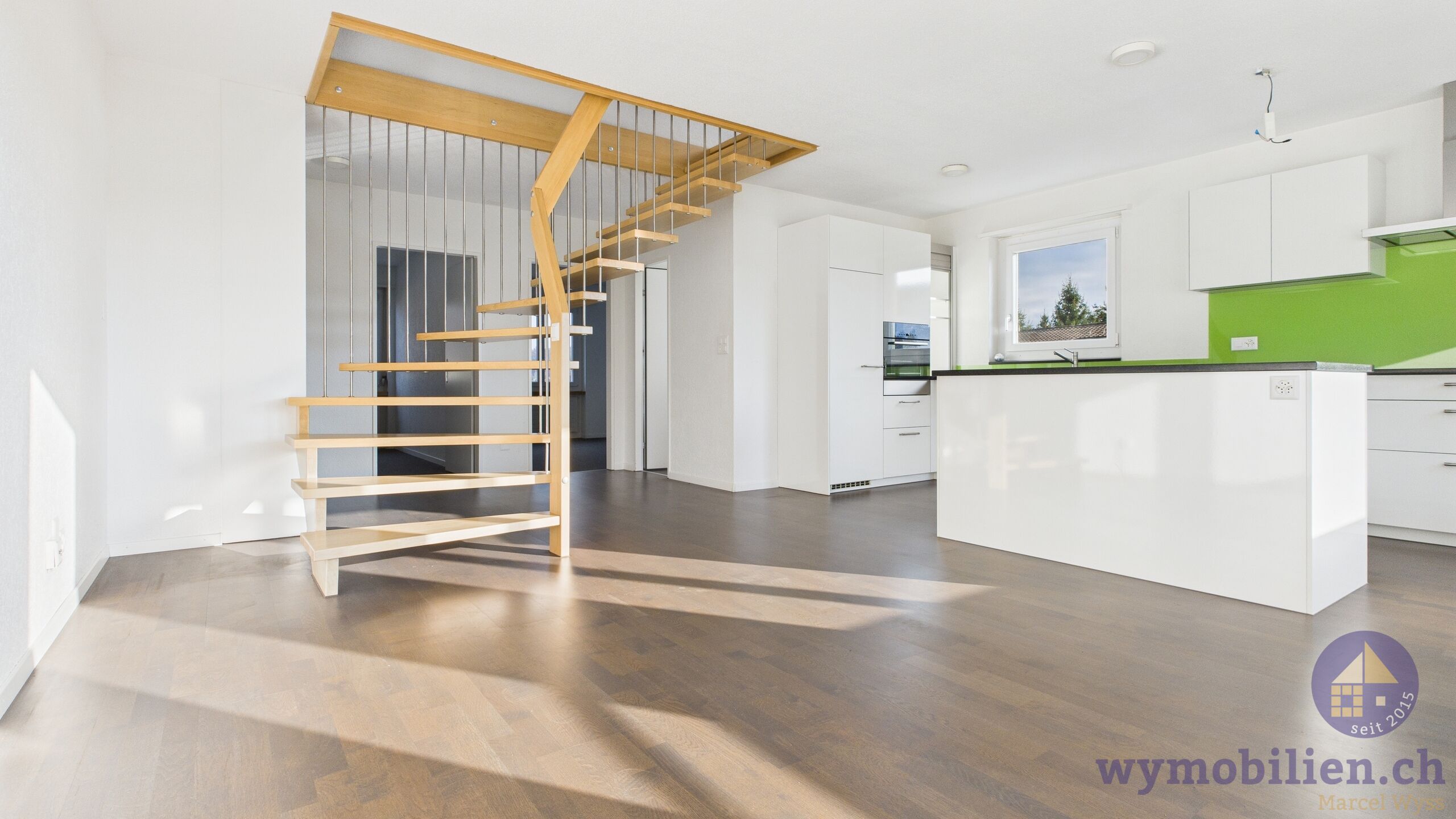 Lichtdurchfluteter Wohn-/Essbereich