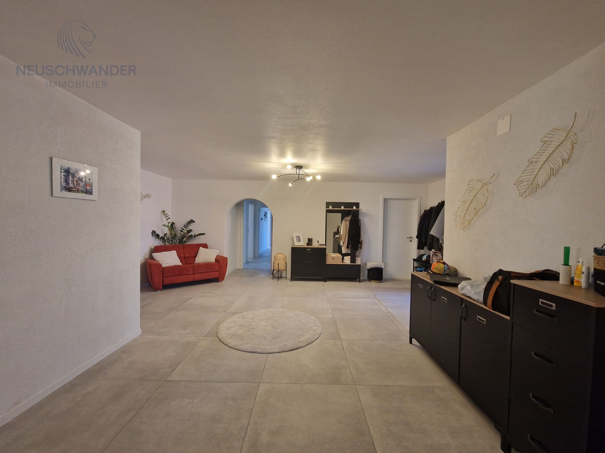 entrance hall suite