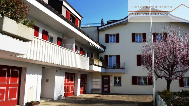 Wunderbare 4 1/2-Zimmer-Maisonettewohnung mit Gartensitzplatz