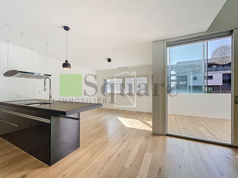 Lumineux duplex de 3.5 pièces à St-Sulpice