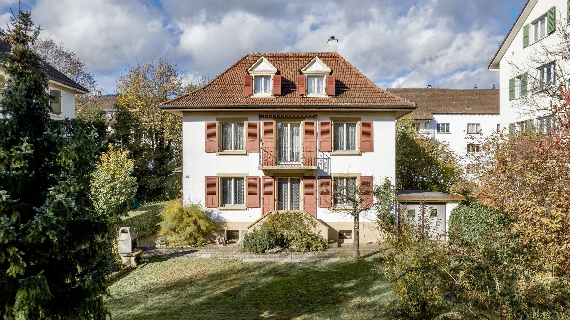 MAISON ET GARAGE - VUE SUD