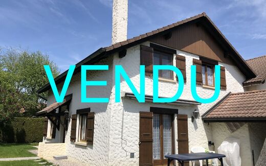 Attached house CH-2905 Courtedoux