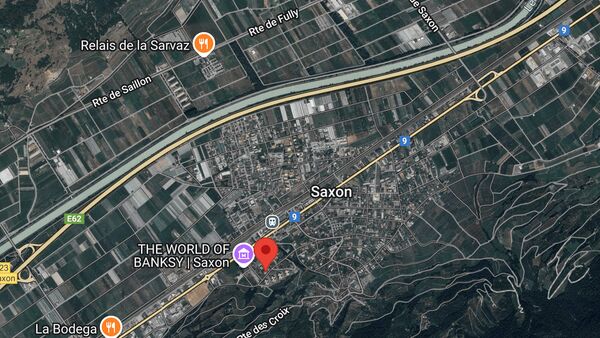 New development of 6 contemporary villas in Saxon