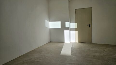 A louer, dépôt de 20 m2 au rez-de-chaussée