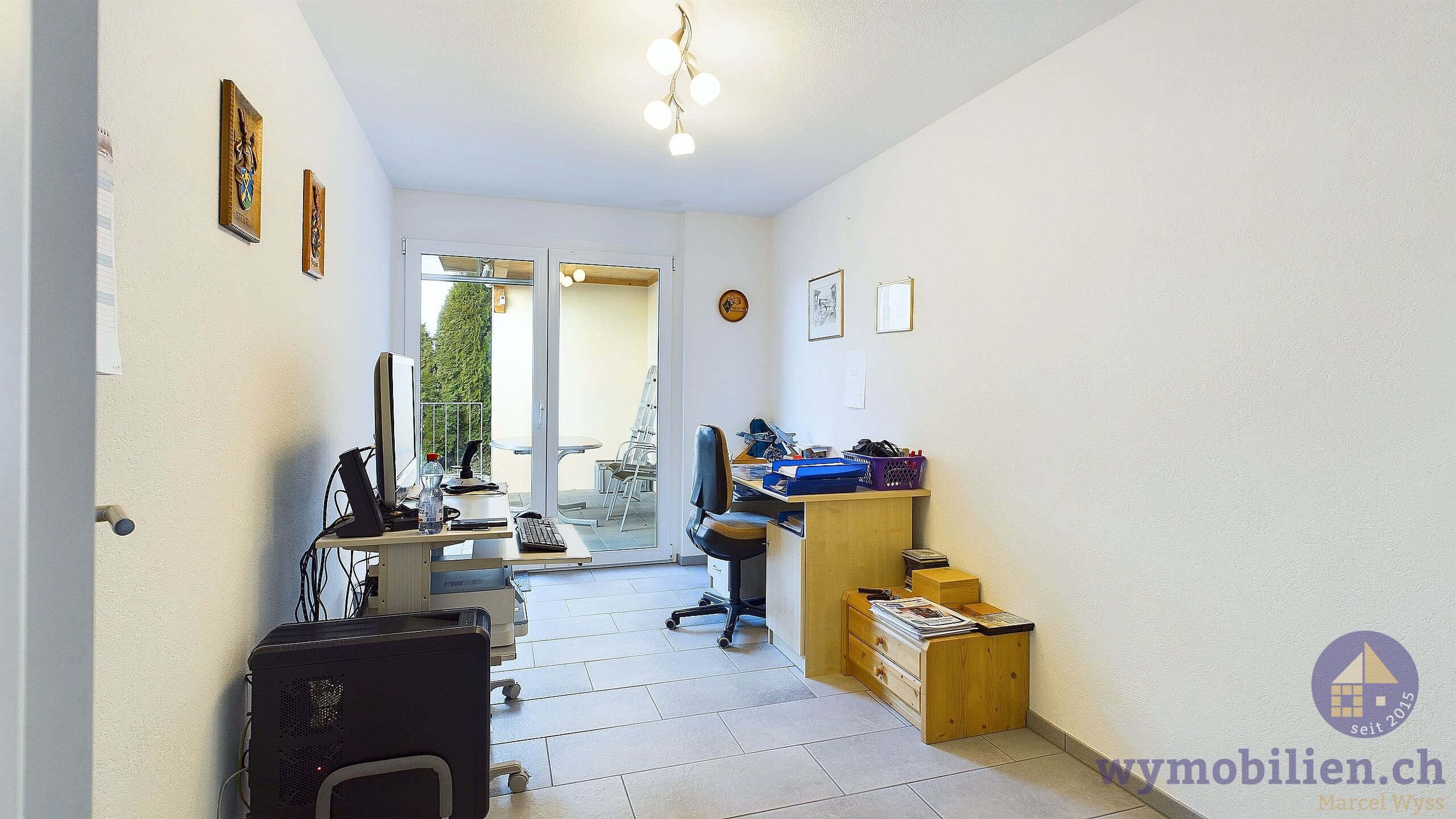 Zimmer/Büro OG mit Ausgang auf die Terrasse Süd