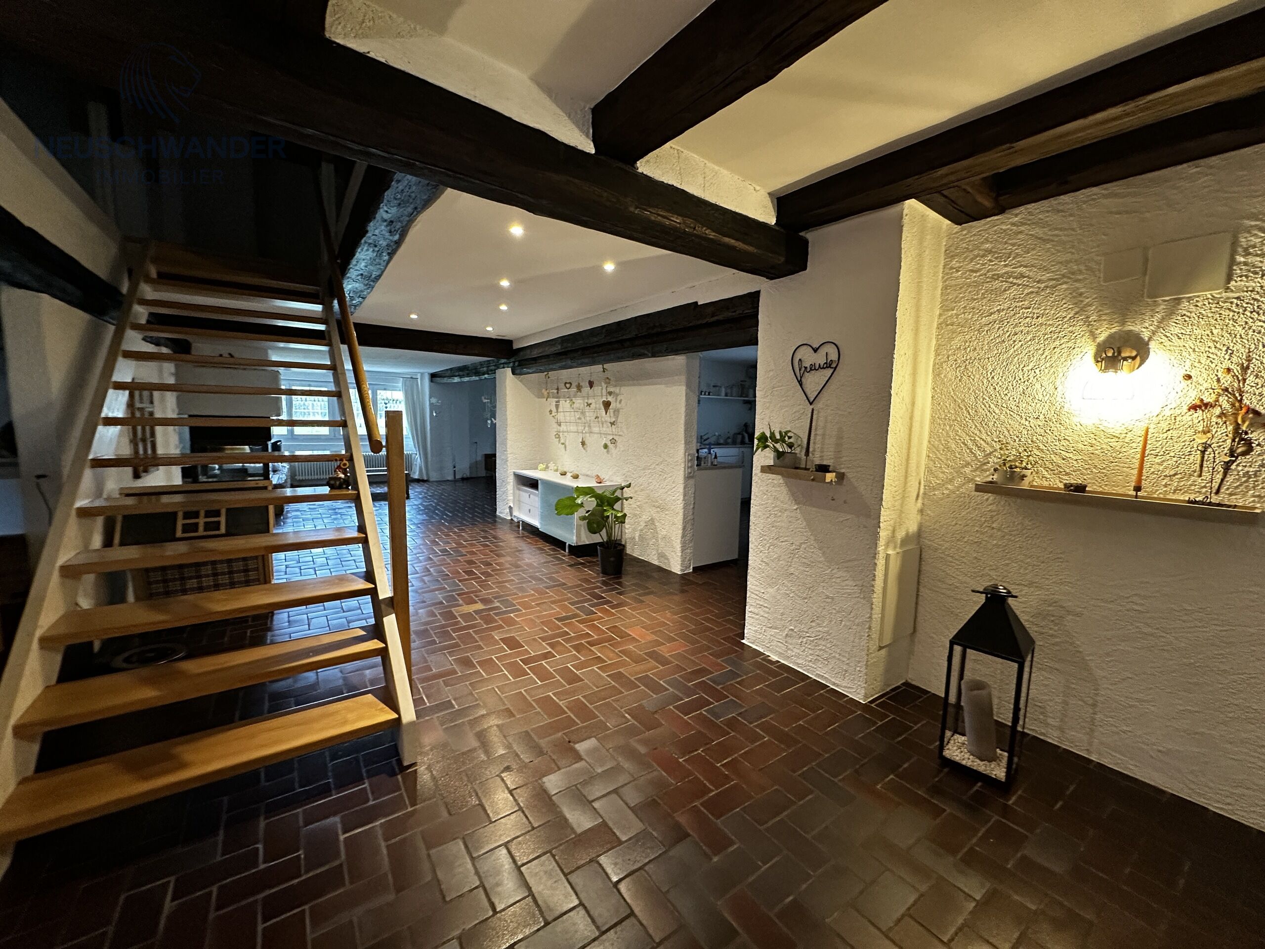 hall rez-de-chaussée