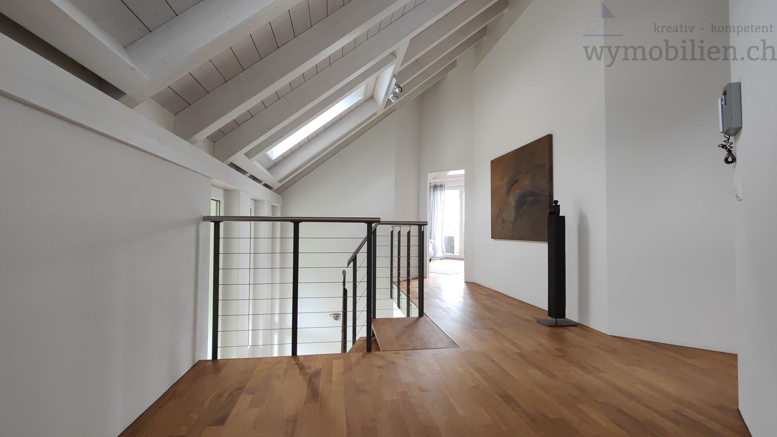 Galerie mit Wäscheabwurf 