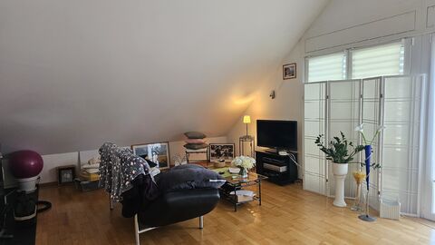 Mansardenwohnung CH-1008 Jouxtens-Mézery, Ch. de Champvent 10