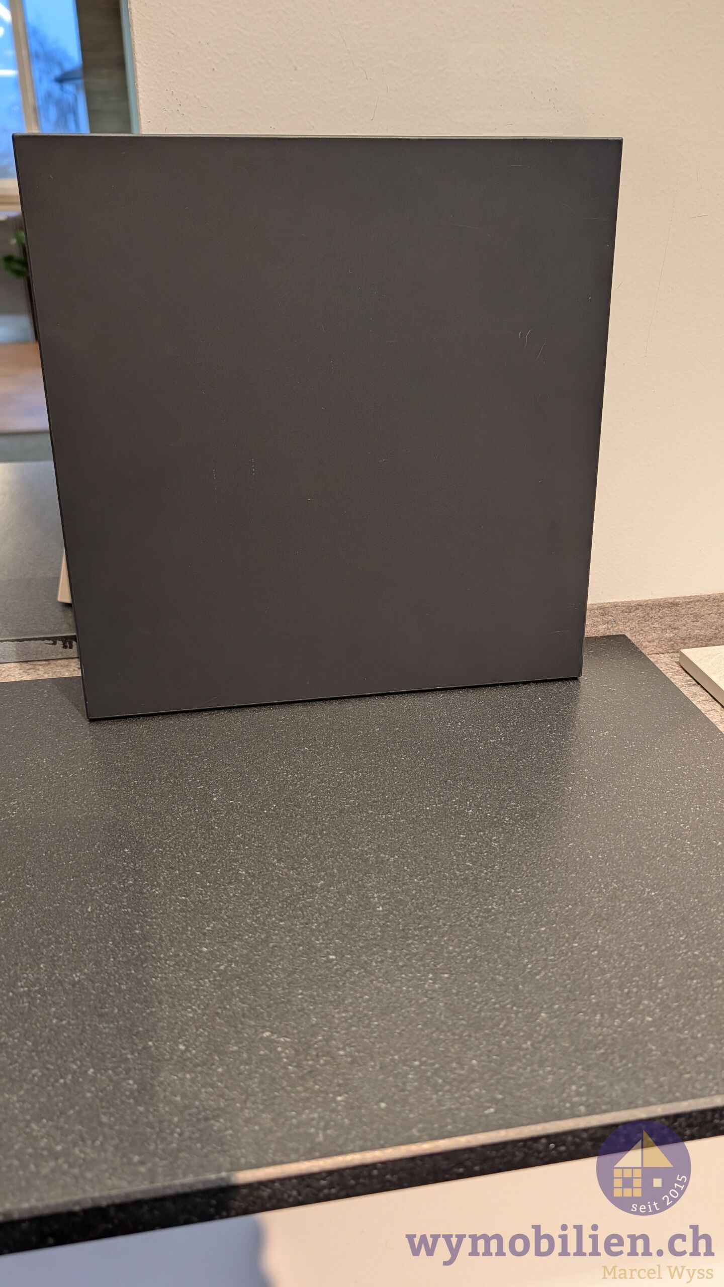 Frontfarbe und Küchenabdeckung