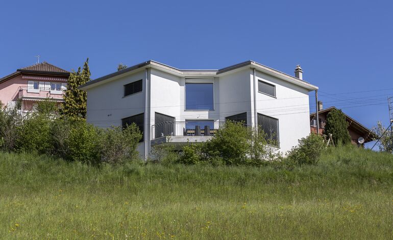 Superbe villa contemporaine
avec vue imprenable sur les Préalpes