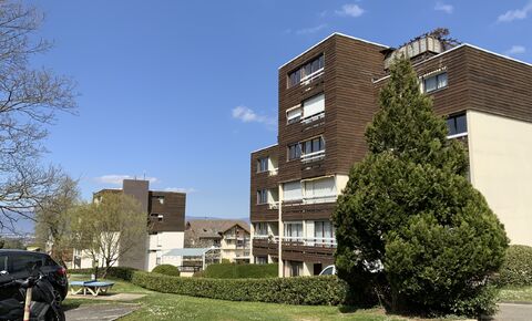 Bel appartement T2 rénové, meublé et équipé, proche Genève