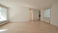 Freundliche helle 3.5-Zimmer-Wohnung mit Balkon