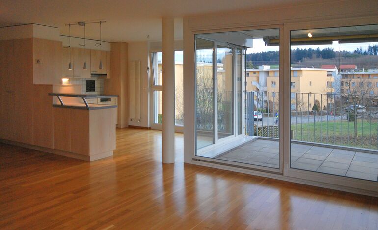 Appartement de standing de 5.5 pièces
Quartier calme et résidentiel