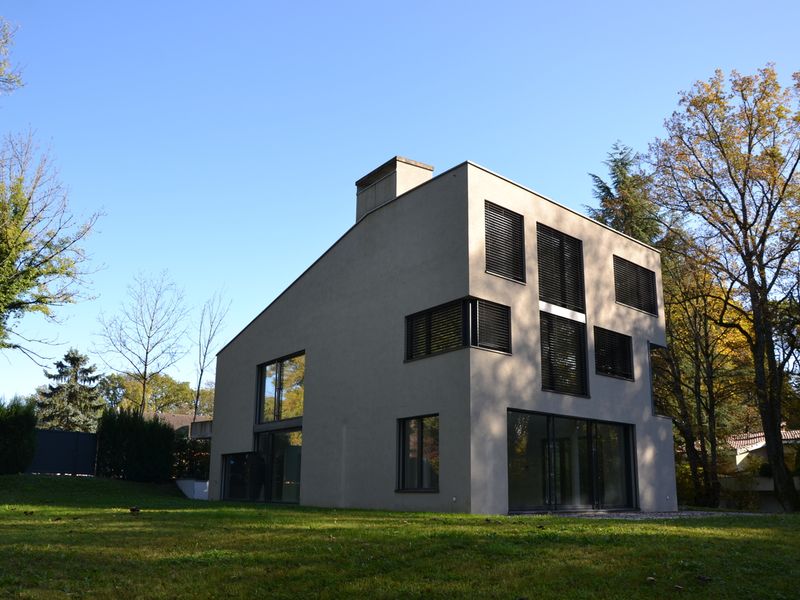 Sumptuous contemporary villa