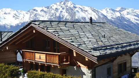 Make your dream comes true !
chalet : 6.5 rooms
Sale to foreigners