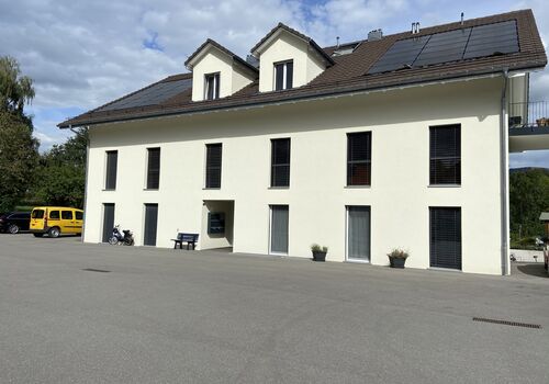 IDEAL POUR INVESTISSEURS
Joli studio avec terrasse