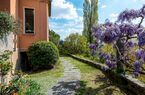 Herrliche historische Villa mit schönem Park und fantastischer Sicht