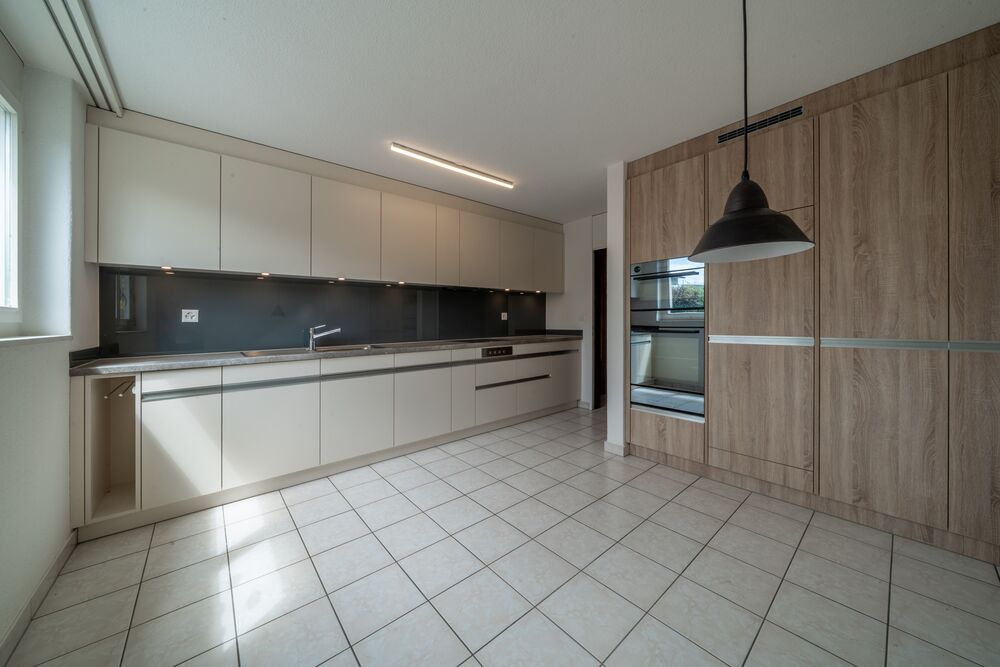 Doppeleinfamilienhaus mit grossem Garten und viel Potenzial