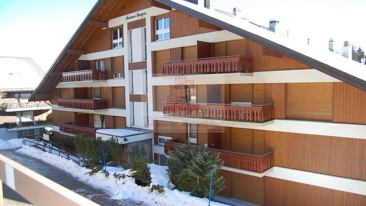 Splendide 4.5pcs à Crans-Montana au calme