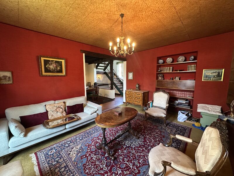 Maison individuelle à rénover – Fort potentiel à Plan-les-Ouates