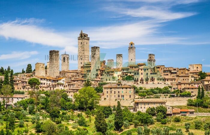Wunderbares, grosses Anwesen vor den Toren von San Gimignano/Toskana