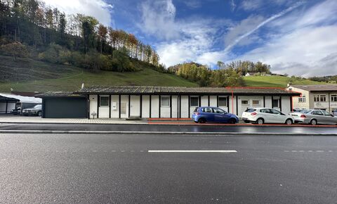 Commercial property with office and large outdoor space for rent