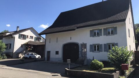 Raumwunder mit Charme und riesiger Ausbaureserve, an sehr ruhiger Lage